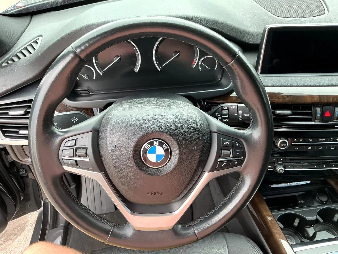 Used 2017 BMW X5 xDrive40e image 18