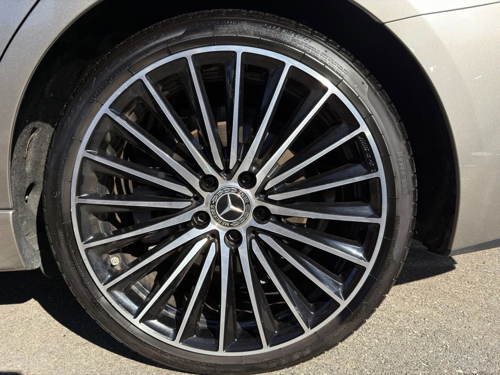 Used 2023 Mercedes-Benz C 300 Sedan image 12
