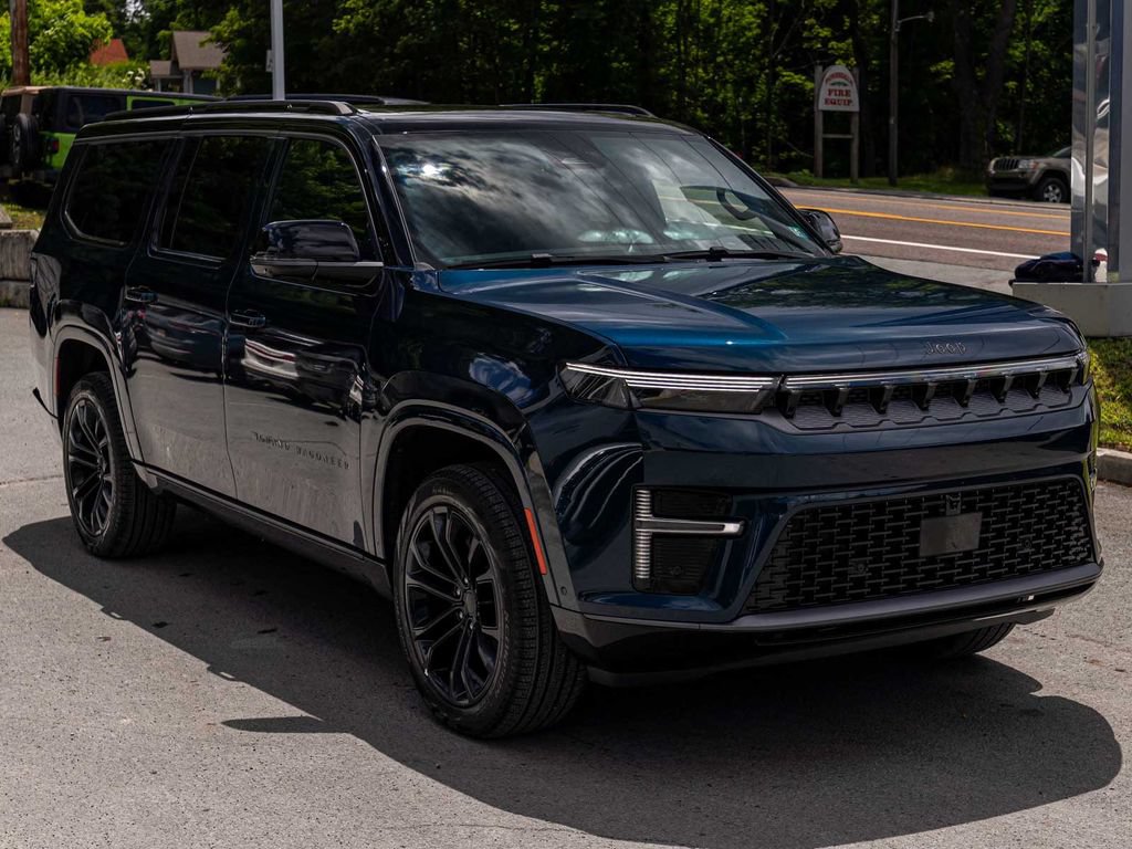 New 2026 Jeep Grand Wagoneer L Summit AWD/4WD image 3