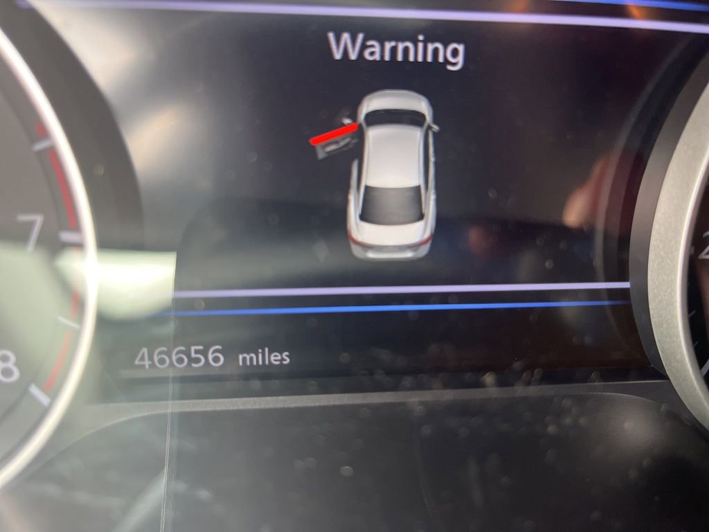 Used 2024 Nissan Sentra SV FWD image 5