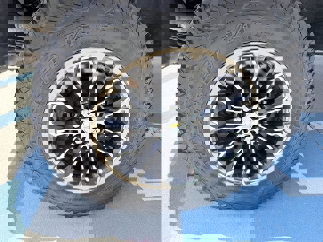 Used 2021 Chevrolet Colorado ZR2 image 22