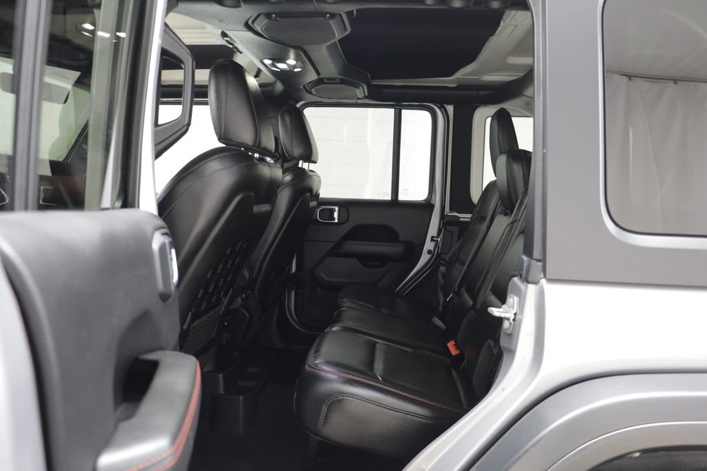 Used 2021 Jeep Wrangler Unlimited Rubicon AWD/4WD image 15