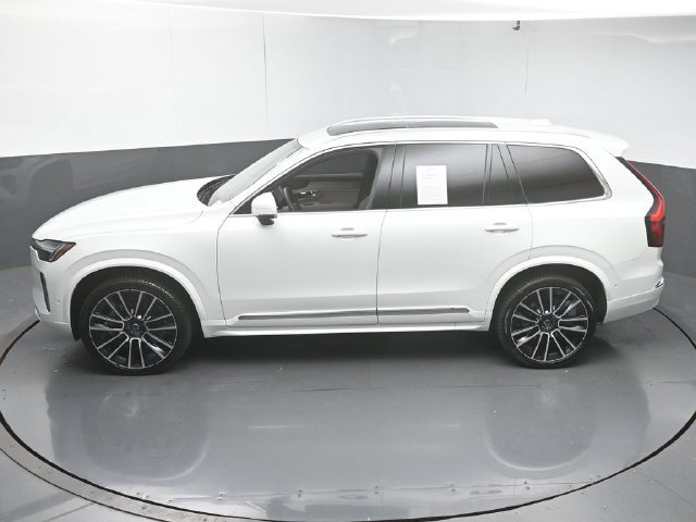 Used 2026 Volvo XC90 B6 Plus w/ Protection Package Premier AWD/4WD image 47