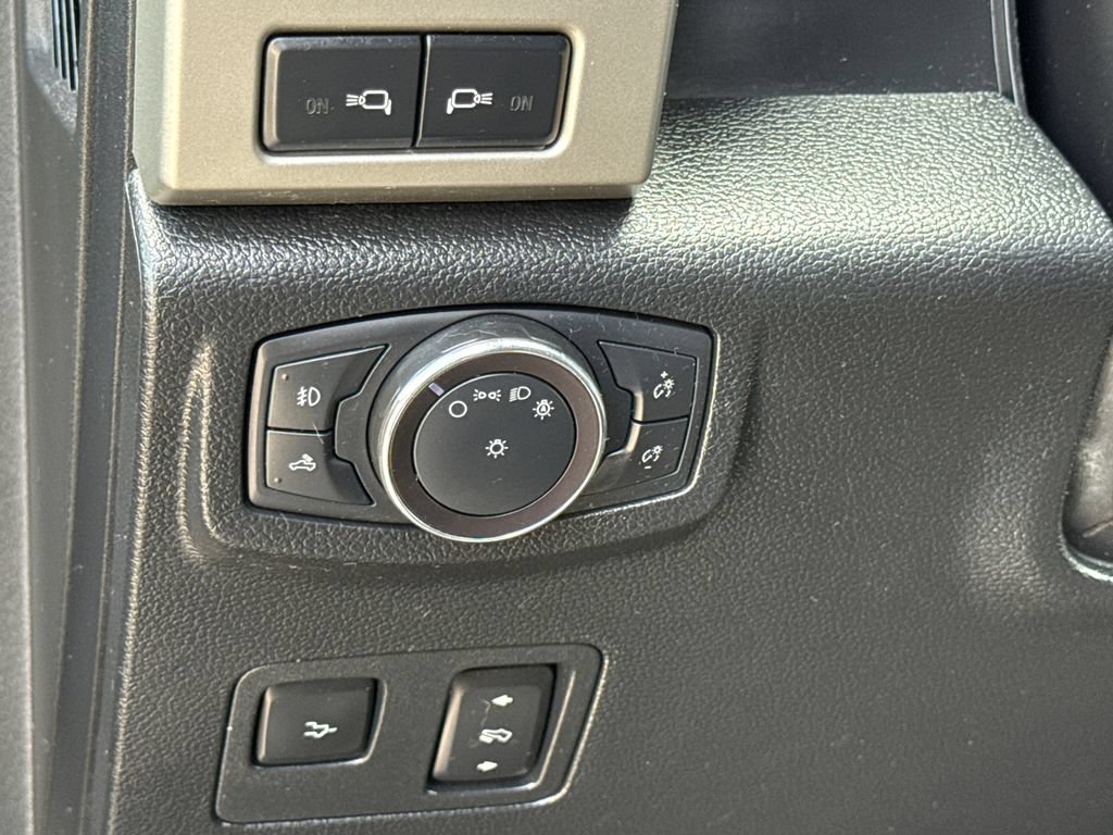 Used 2019 Ford F450 Lariat w/ Lariat Ultimate Package AWD/4WD image 24
