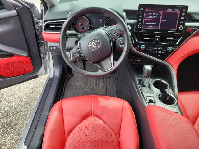 Used 2024 Toyota Camry XSE FWD image 12