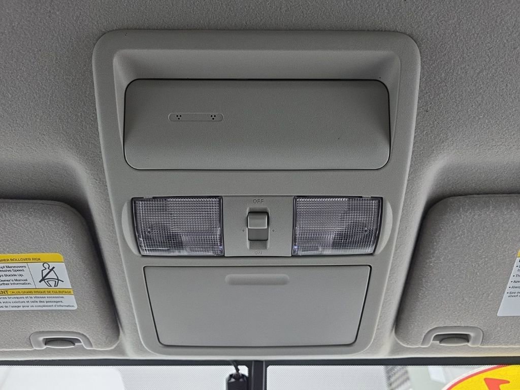 Used 2021 Nissan Frontier SV image 30