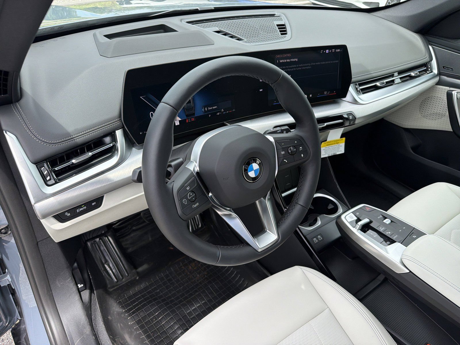New 2026 BMW X1 xDrive28i w/ Technology Package AWD/4WD image 21