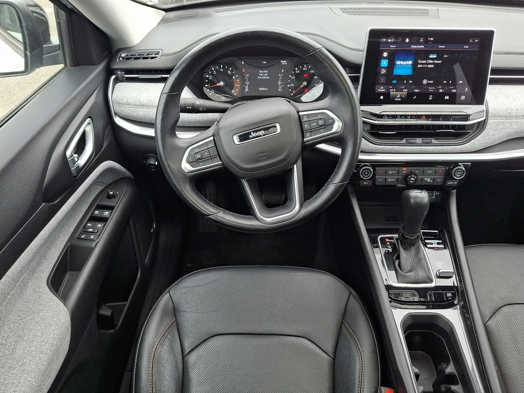 Used 2022 Jeep Compass Latitude w/ Sun and Sound Group image 21