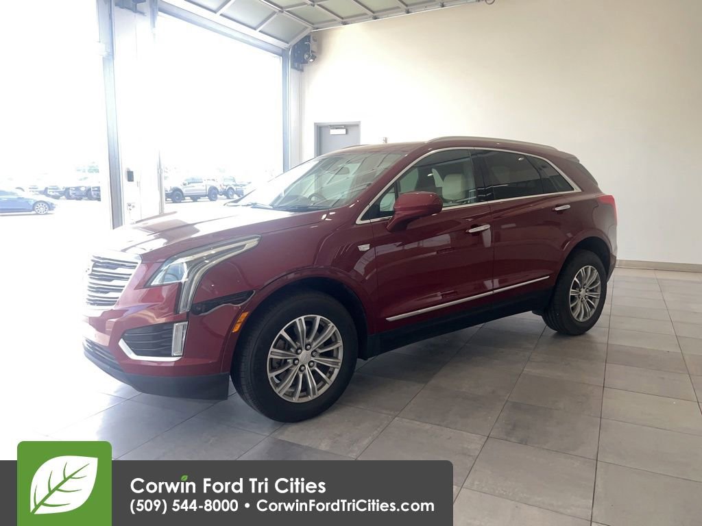 Used 2017 Cadillac XT5 Luxury w/ Driver Awareness Package FWD image 4