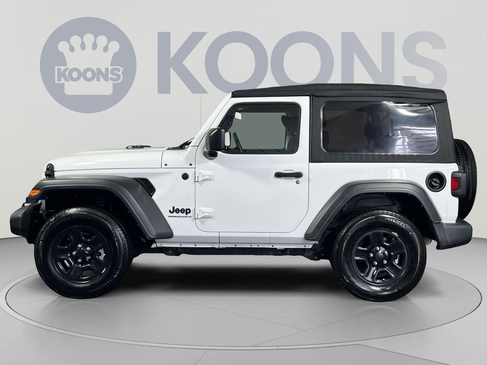 Used 2023 Jeep Wrangler Sport AWD/4WD image 2