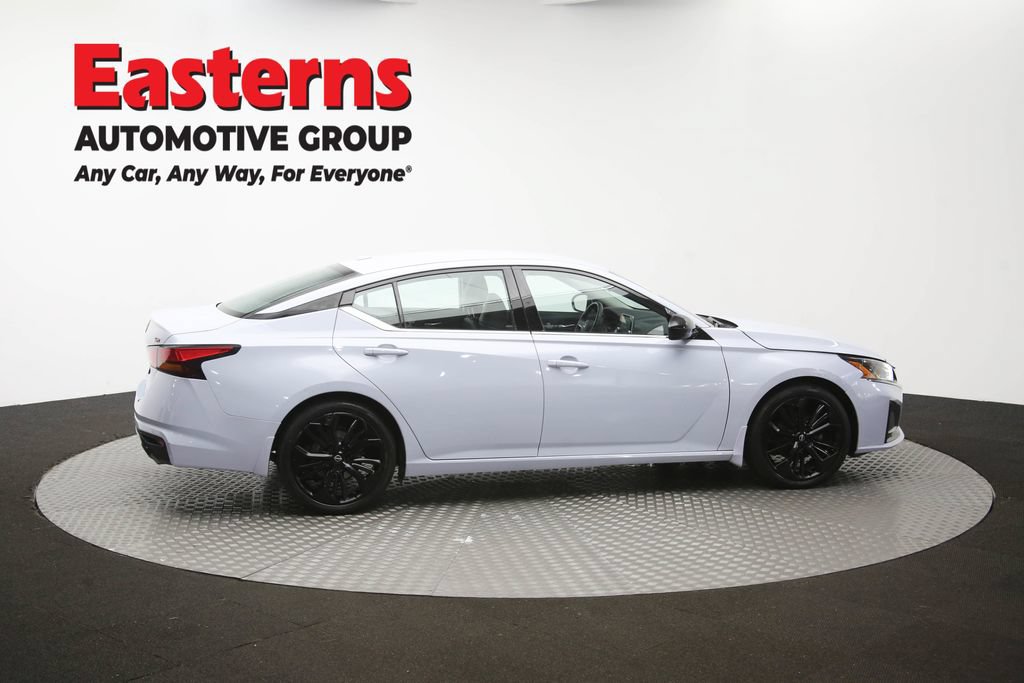 Used 2023 Nissan Altima 2.5 SR FWD image 47