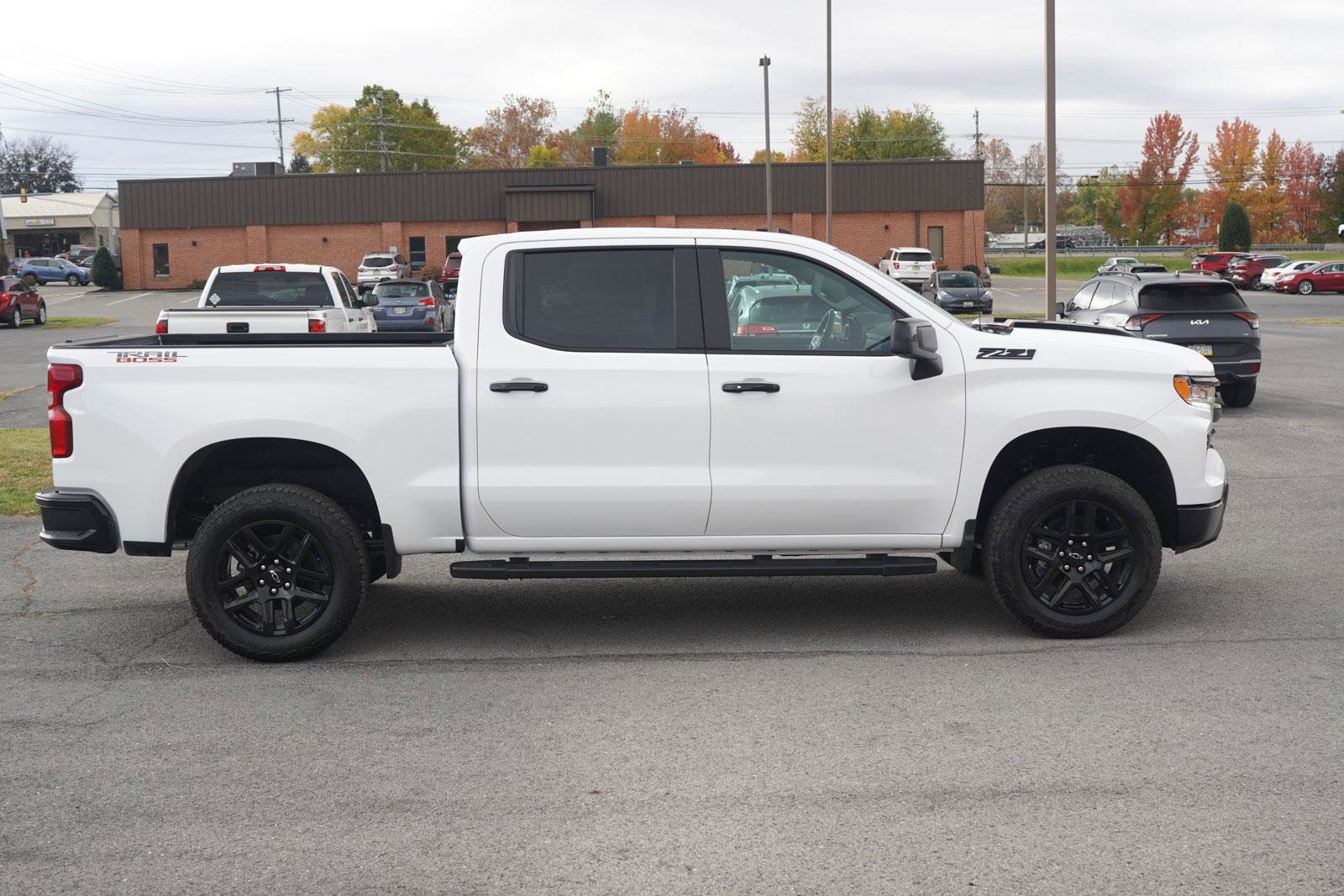 New 2026 Chevrolet Silverado 1500 LT Trail Boss w/ LPO, Dark Essentials Package image 2