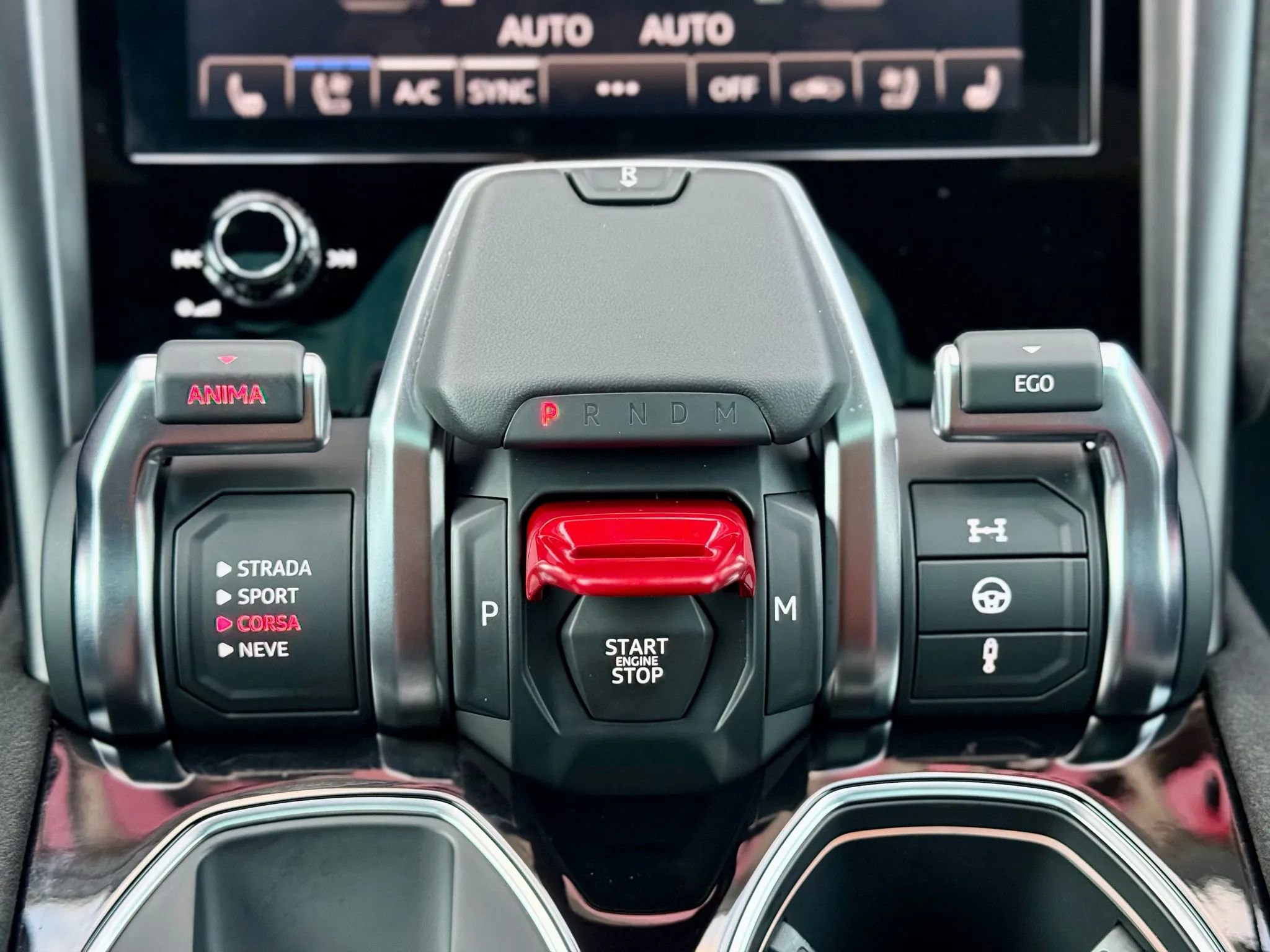 Used 2024 Lamborghini Urus S image 80