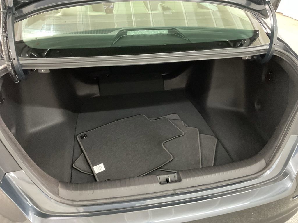 Certified 2023 Honda Accord EX image 27