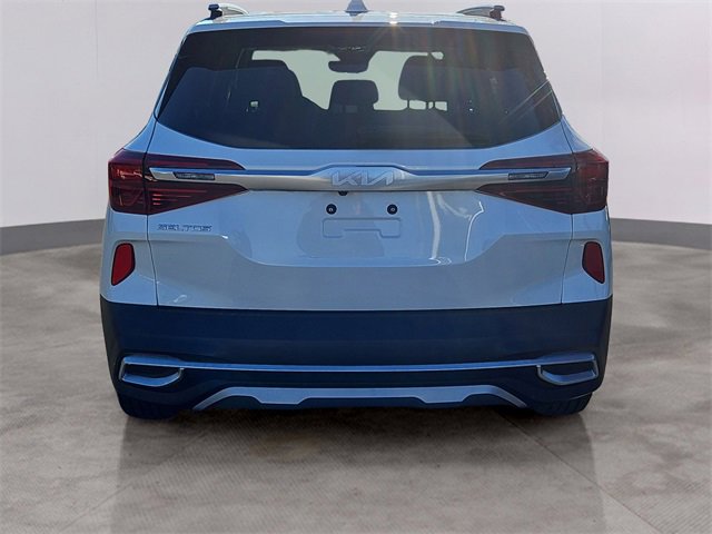 Certified 2023 Kia Seltos EX image 5