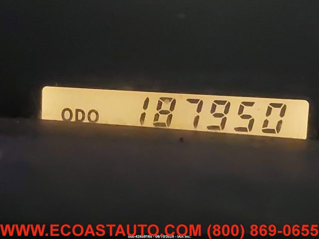 Used 2002 Lexus SC 430 Convertible image 13