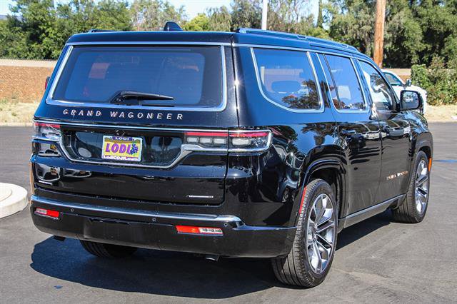 New 2023 Jeep Grand Wagoneer Series III image 4