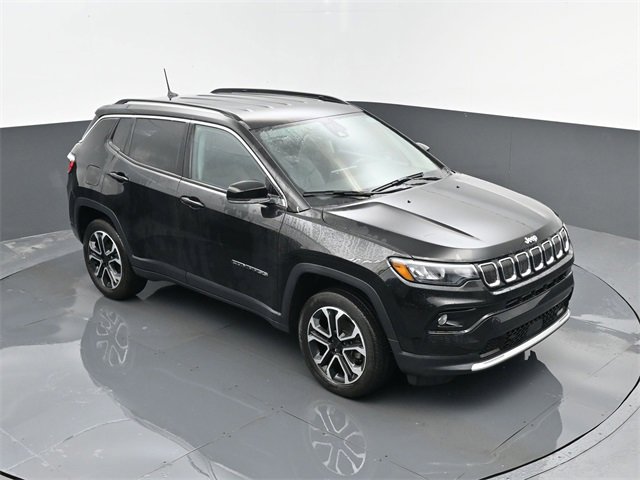 Used 2022 Jeep Compass Limited image 20