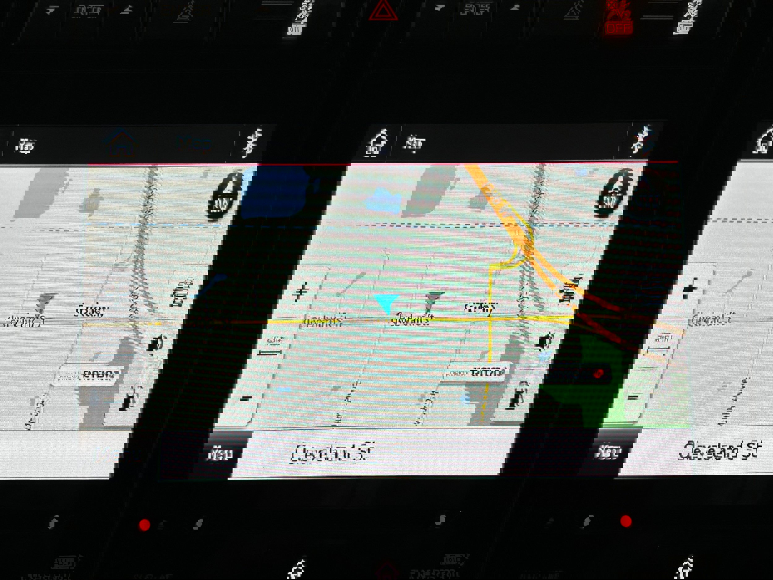 Used 2022 Subaru Ascent Limited w/ Technology Package image 8