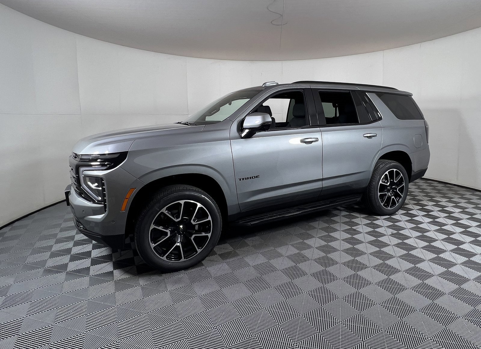 New 2026 Chevrolet Tahoe RST image 2