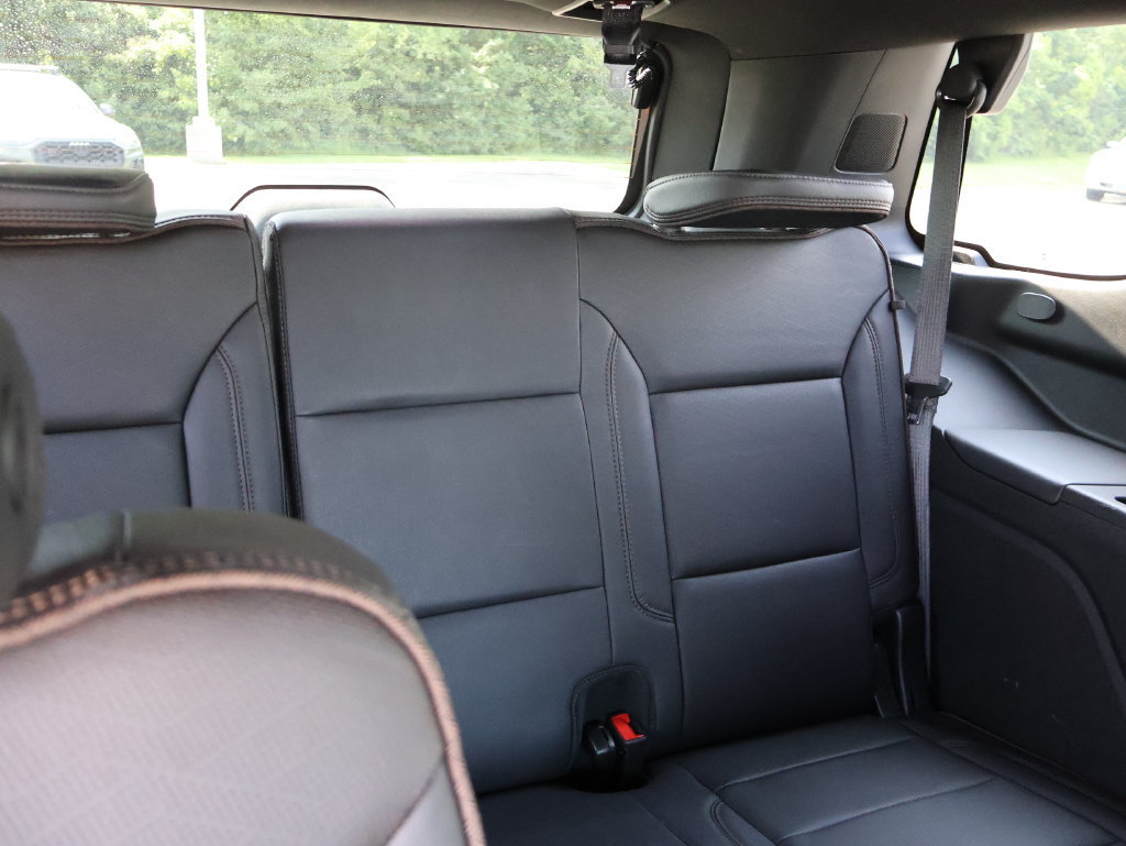 Used 2023 Chevrolet Tahoe High Country AWD/4WD image 39