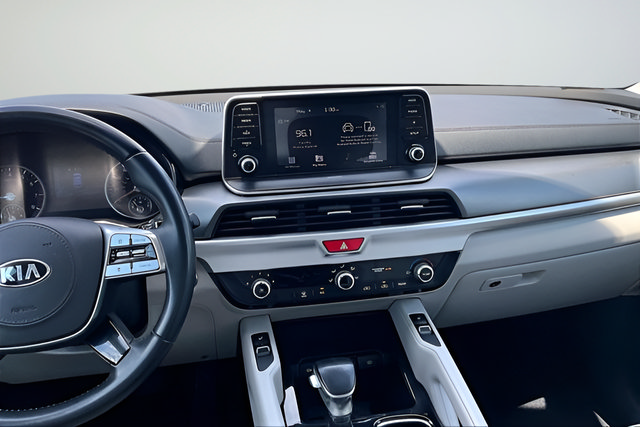 Used 2020 Kia Telluride S w/ S 8 Passenger Seating Package FWD image 9