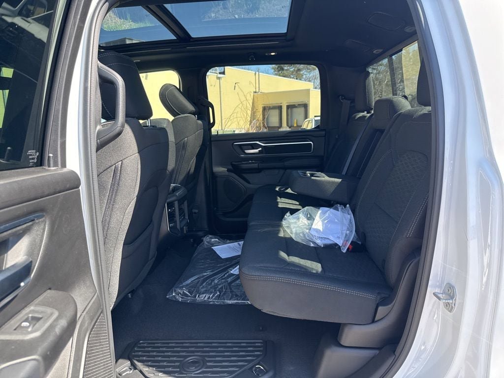New 2026 RAM 1500 4x4 Crew Cab image 24