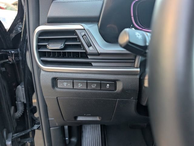 Used 2025 Kia Telluride S AWD/4WD image 11