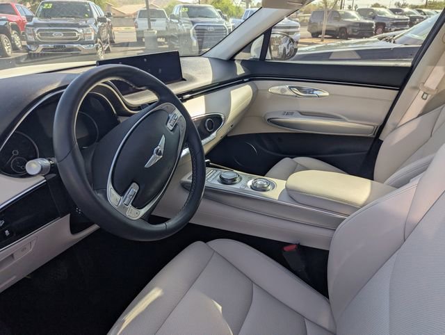 Used 2025 Genesis GV70 2.5T w/ Select Package AWD/4WD image 10