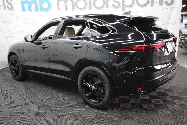 Used 2021 Jaguar F-PACE S image 2