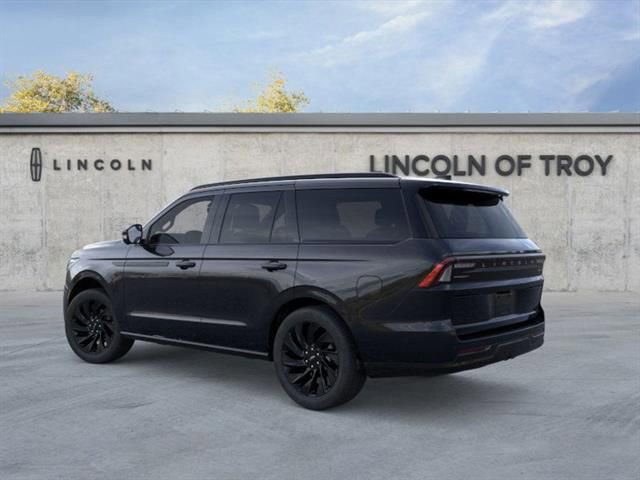 New 2026 Lincoln Navigator Reserve w/ Jet Appearance Package image 4