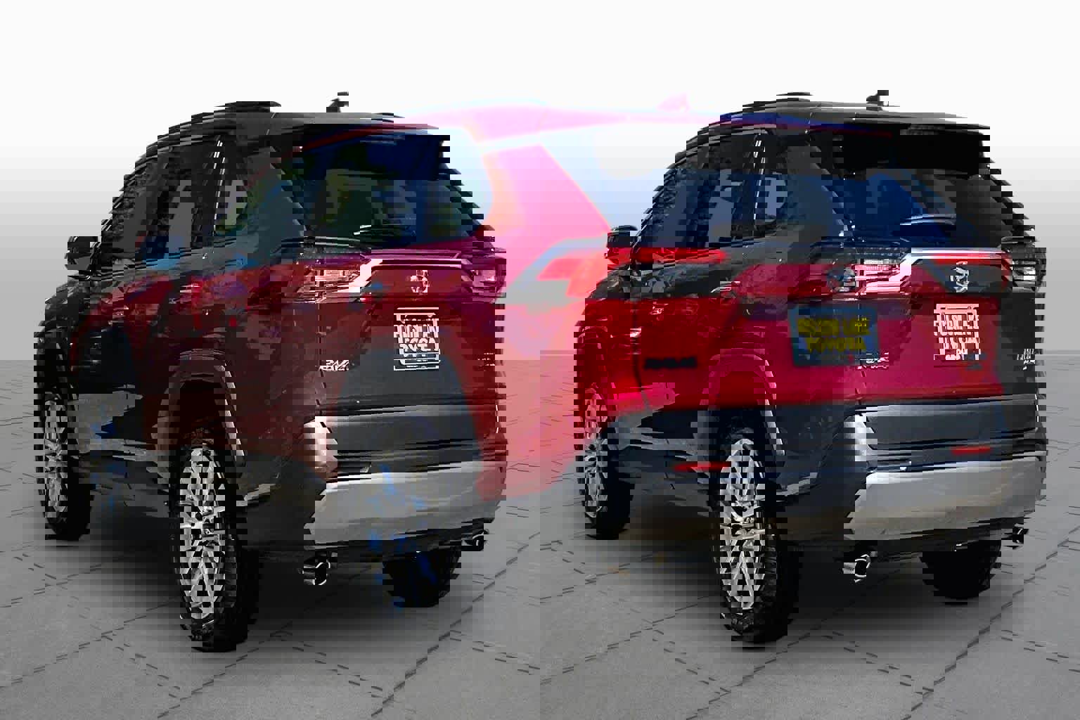 Used 2025 Toyota RAV4 Limited w/ Advanced Technology Package AWD/4WD image 11