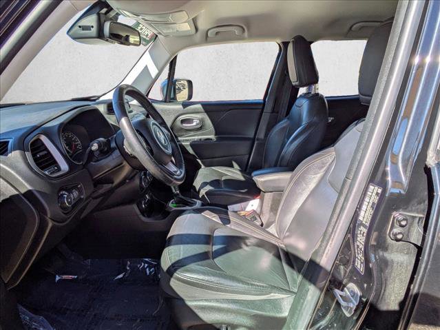 Used 2017 Jeep Renegade Limited image 11