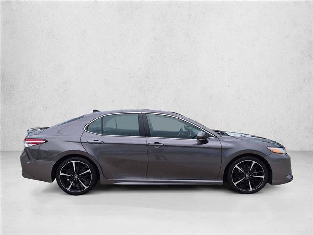 Used 2020 Toyota Camry XSE FWD image 4