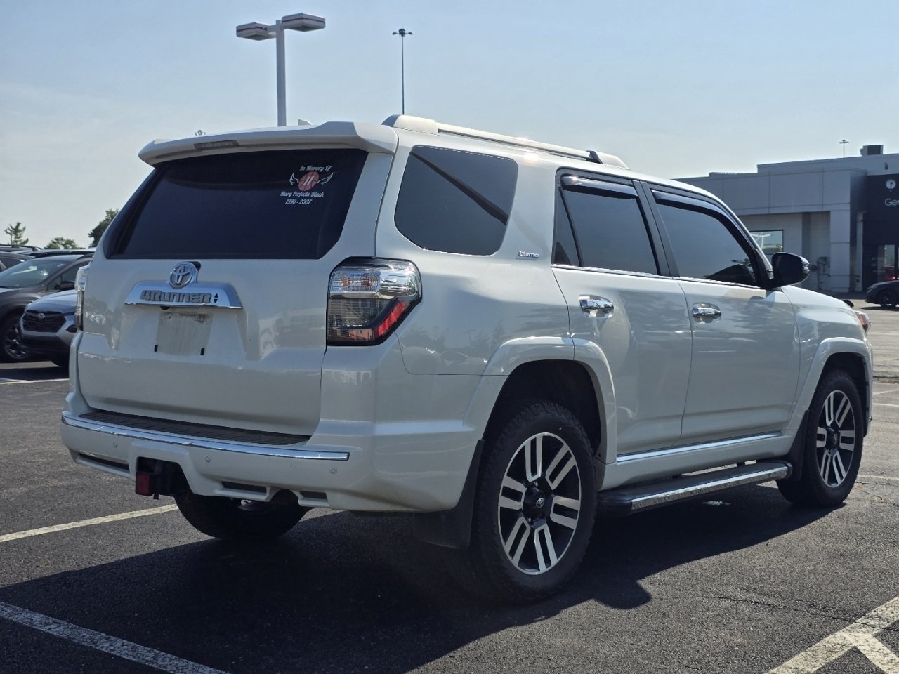 Used 2023 Toyota 4Runner Limited AWD/4WD image 7