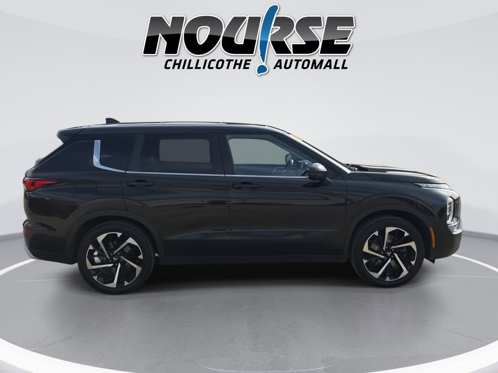 Used 2022 Mitsubishi Outlander SE AWD/4WD image 9