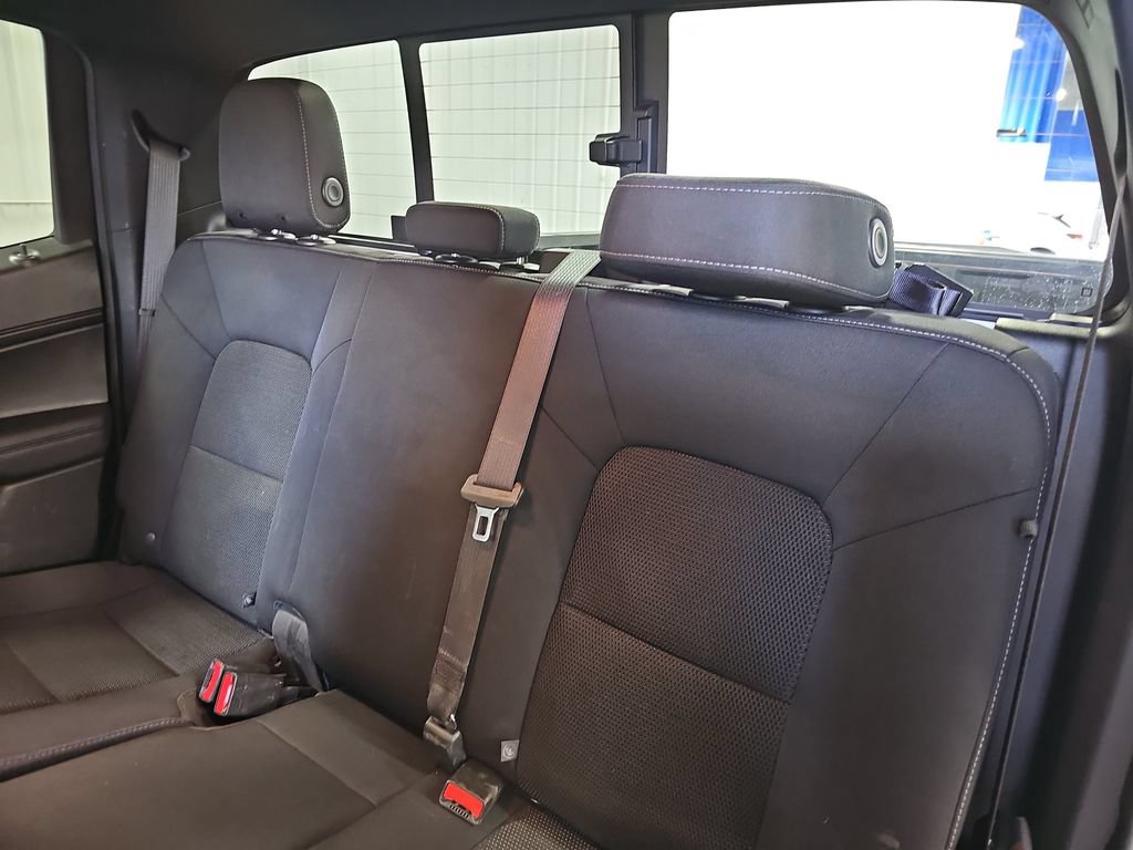 Used 2024 GMC Canyon Elevation w/ Convenience Package AWD/4WD image 13