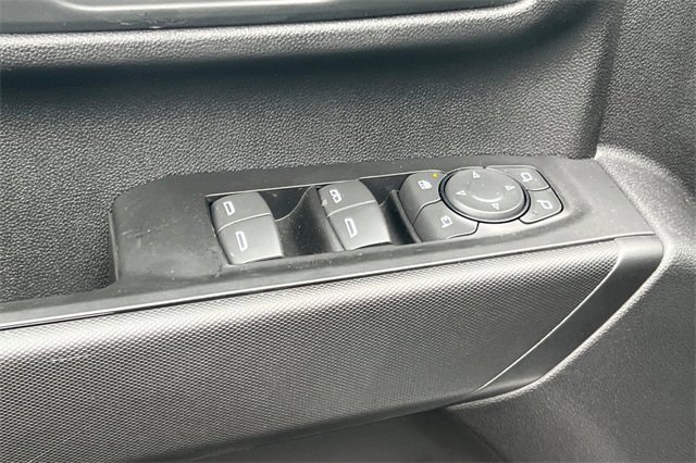 Used 2025 Chevrolet Silverado 2500 Custom w/ Custom Value Package image 12