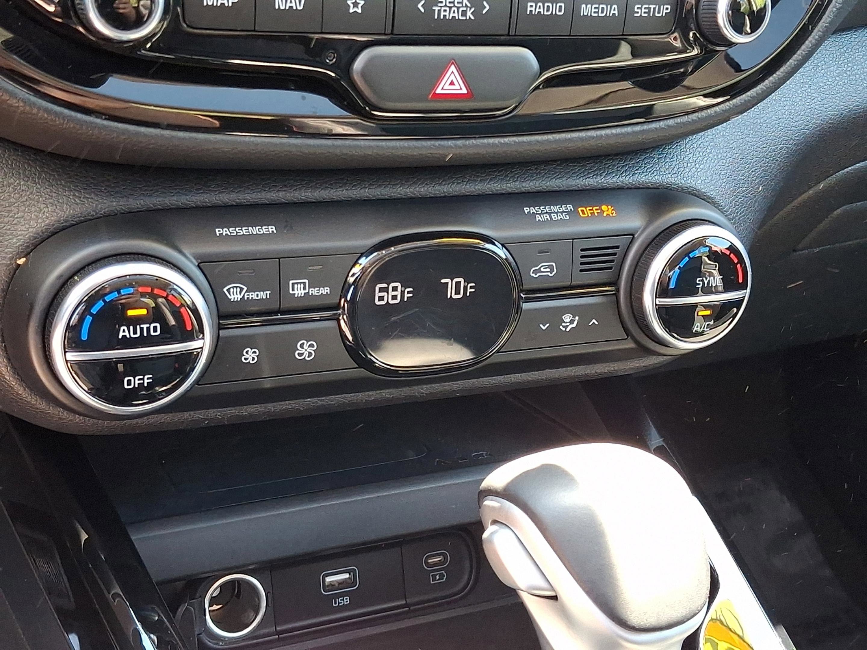 Used 2023 Kia Soul GT-Line FWD image 15