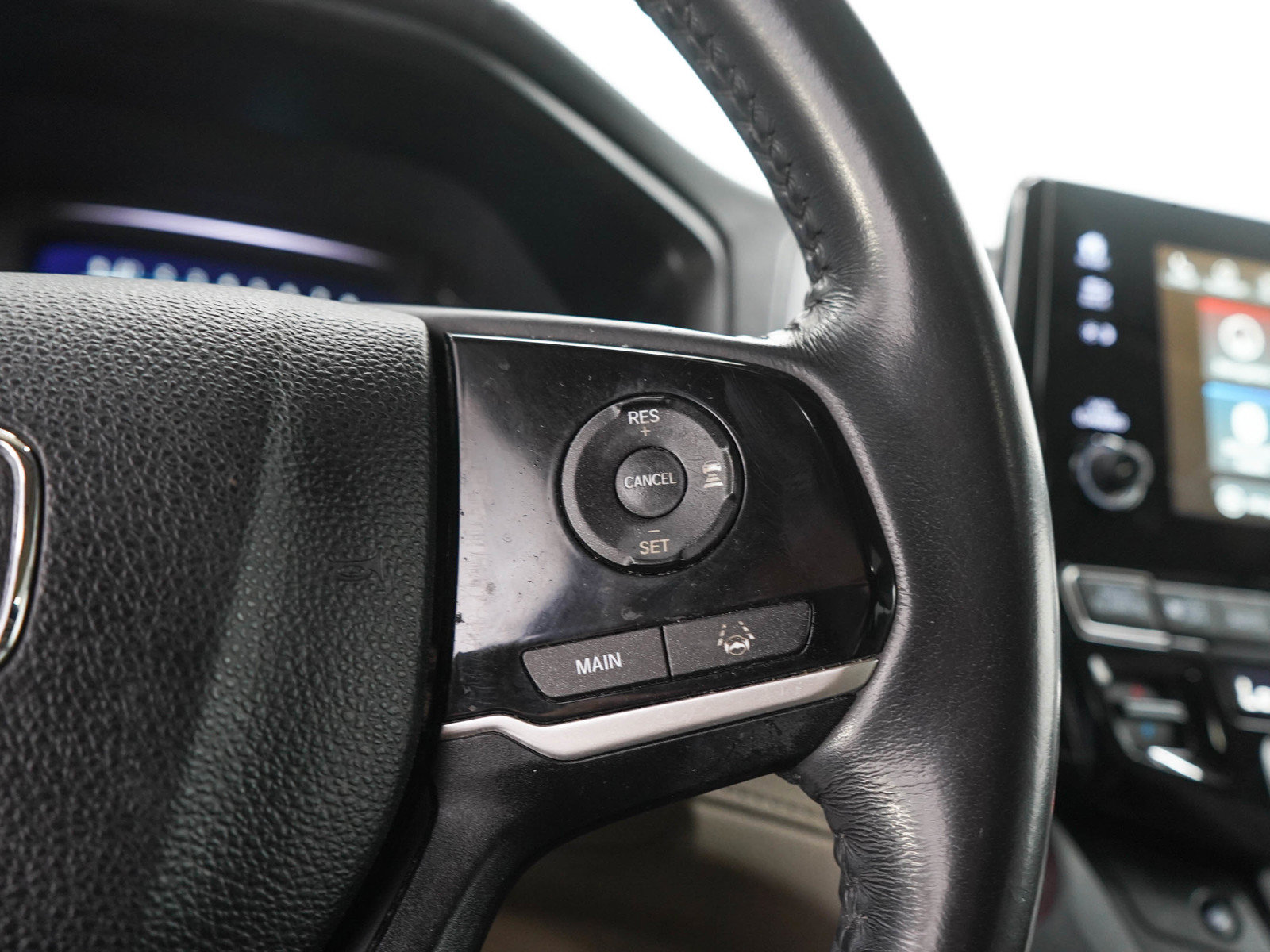 Used 2018 Honda Odyssey EX-L image 29