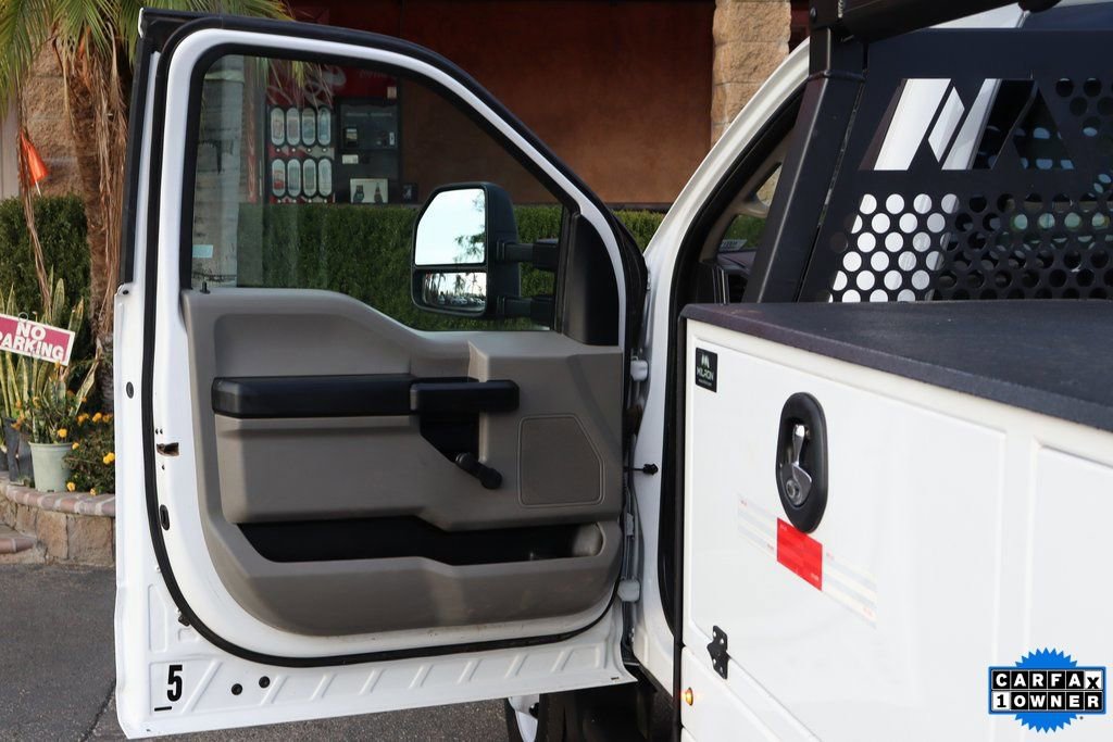 Used 2019 Ford F550 2WD Regular Cab Super Duty image 14