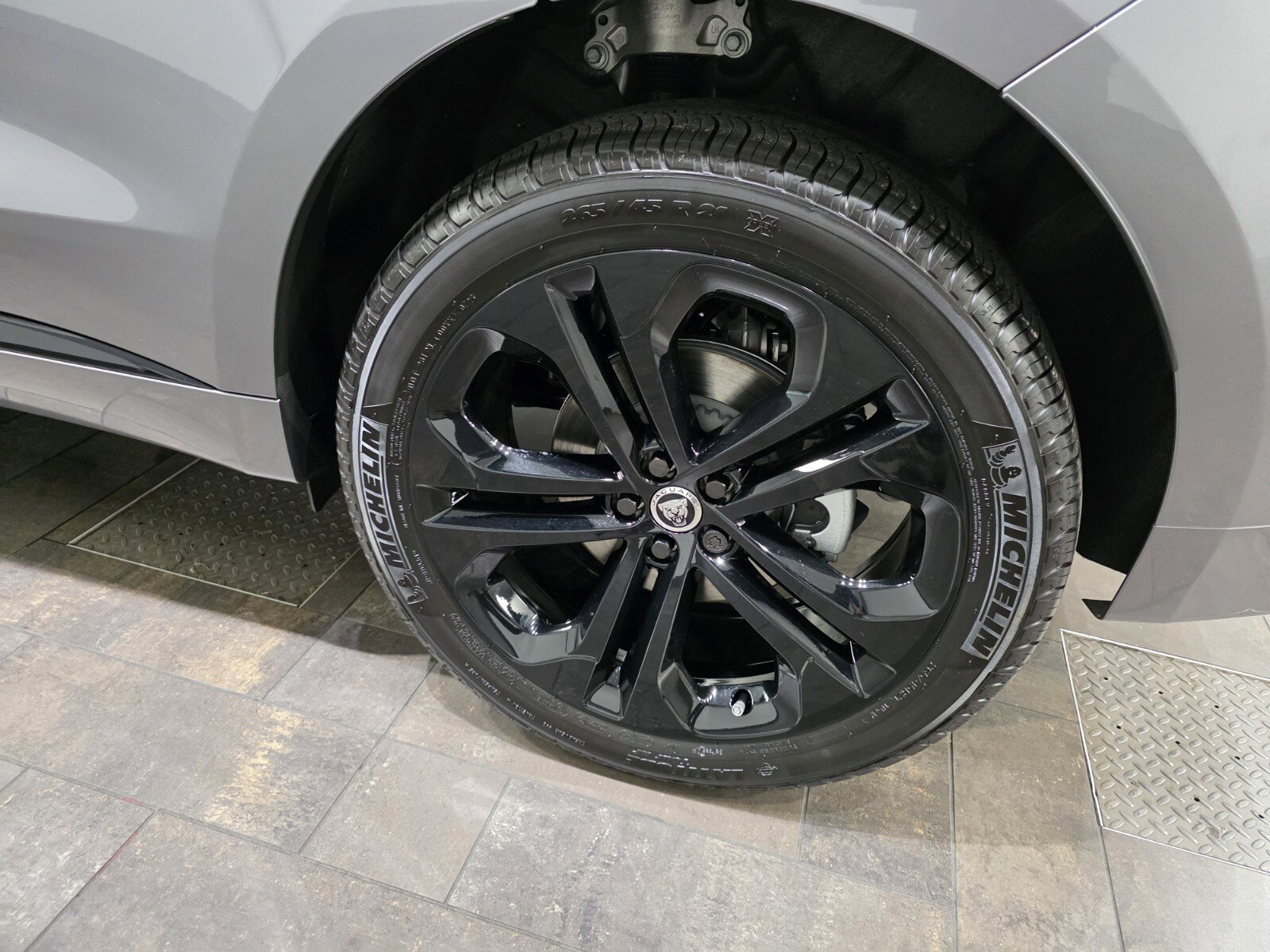 New 2026 Jaguar F-PACE R-Dynamic S AWD/4WD image 14