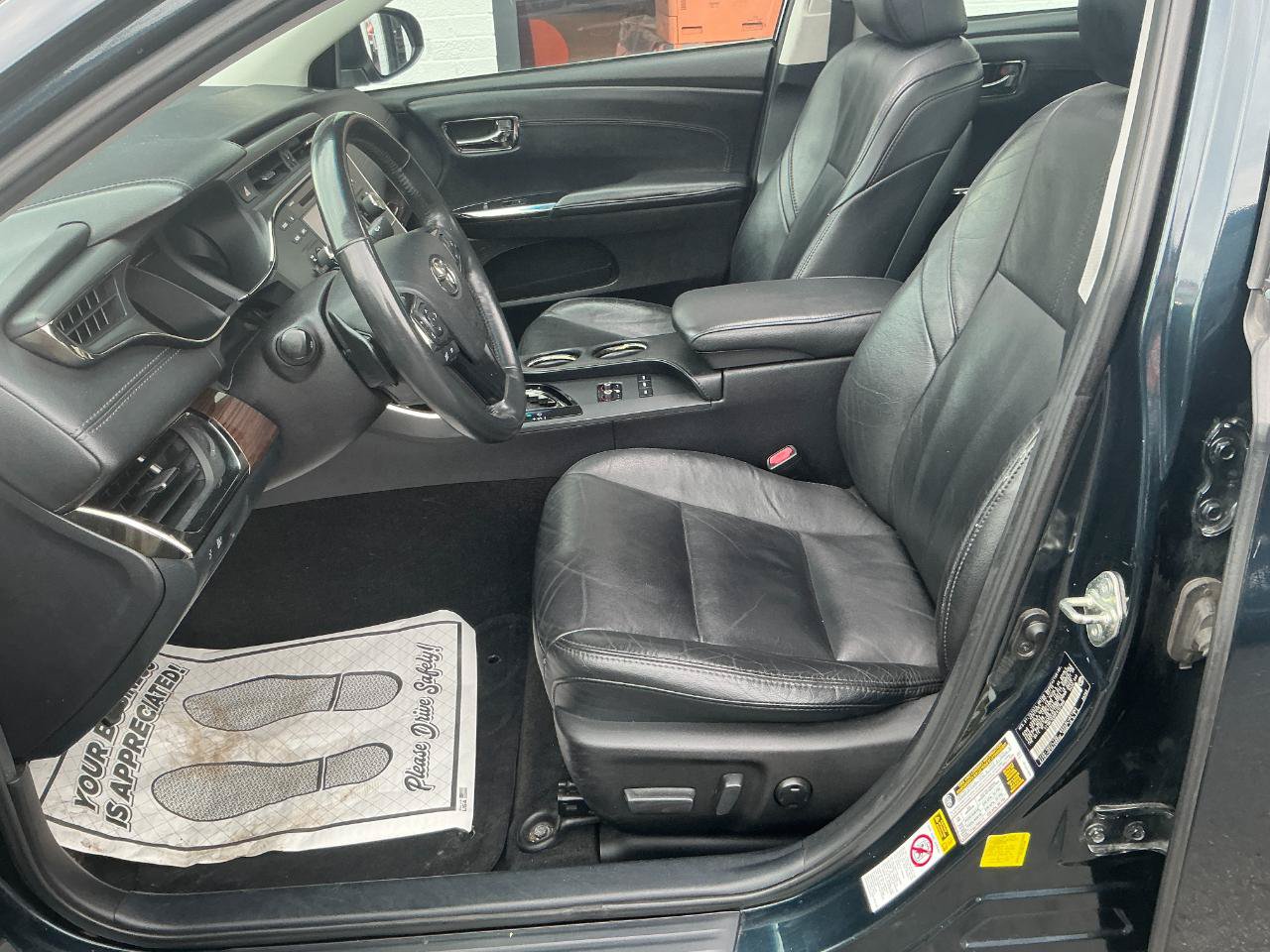 Used 2015 Toyota Avalon XLE Touring FWD image 9