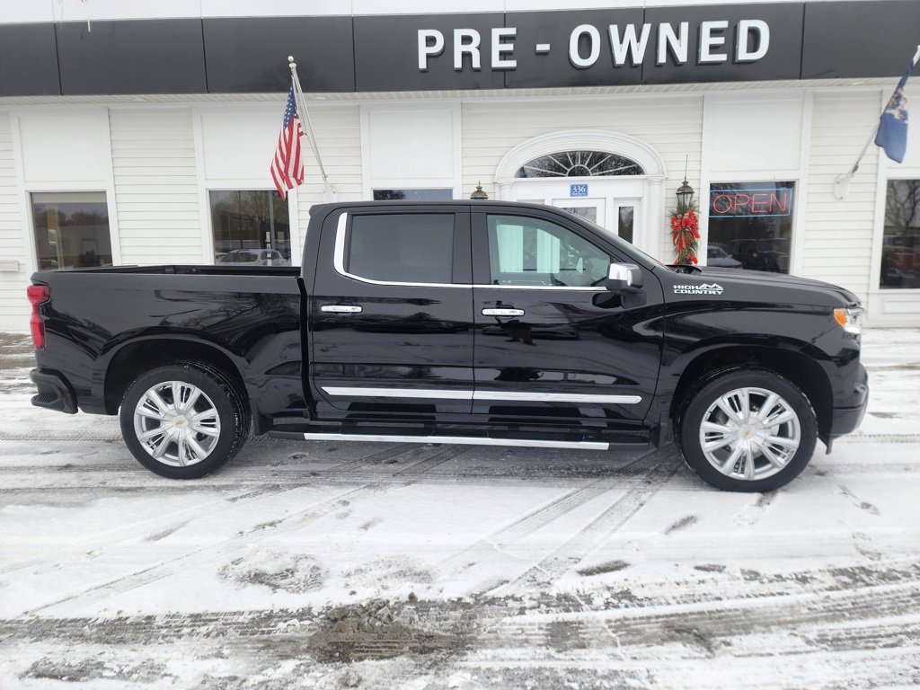 Certified 2024 Chevrolet Silverado 1500 High Country w/ High Country Premium Package image 4