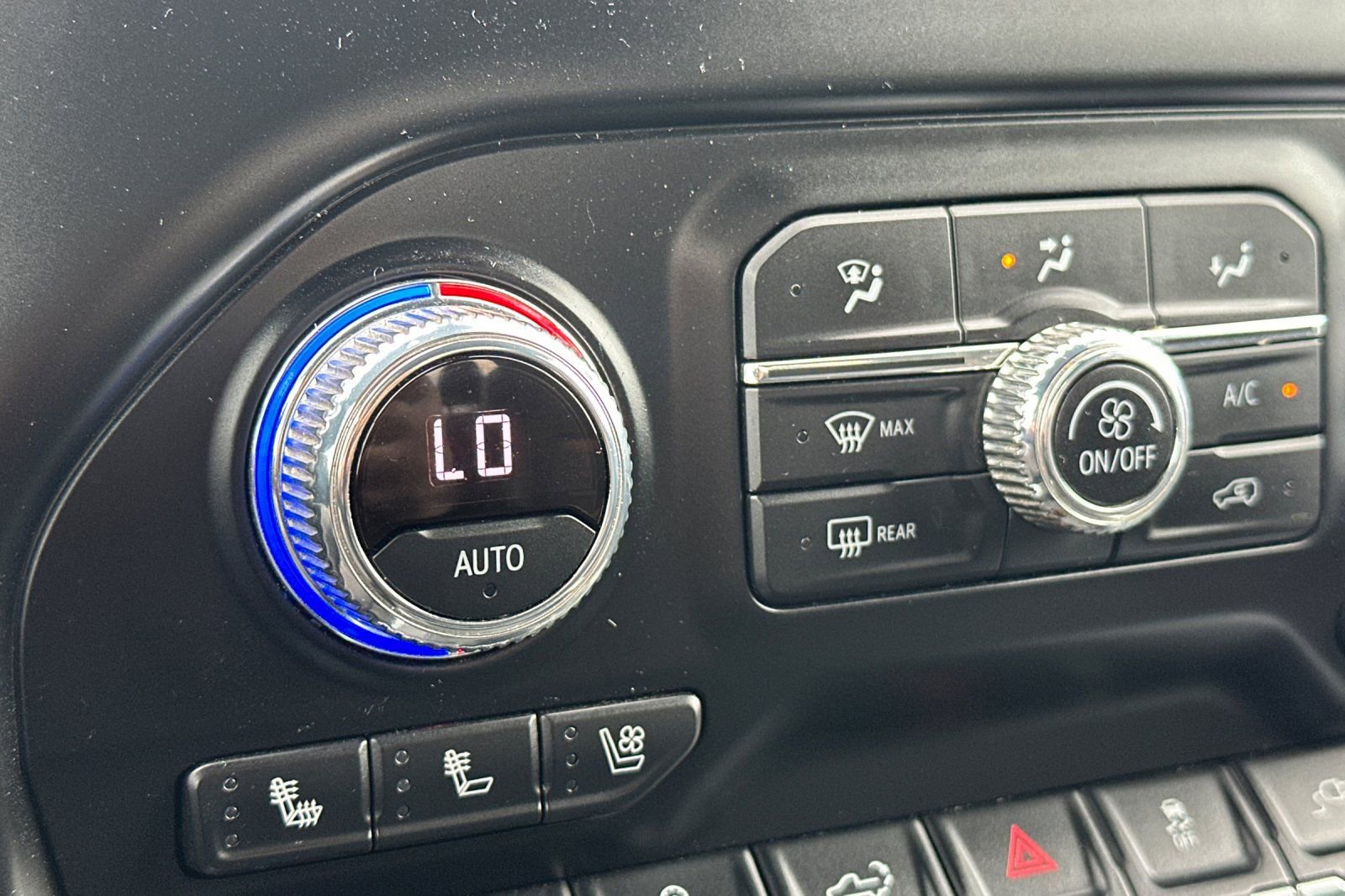 Used 2021 GMC Sierra 2500 AT4 AWD/4WD image 27