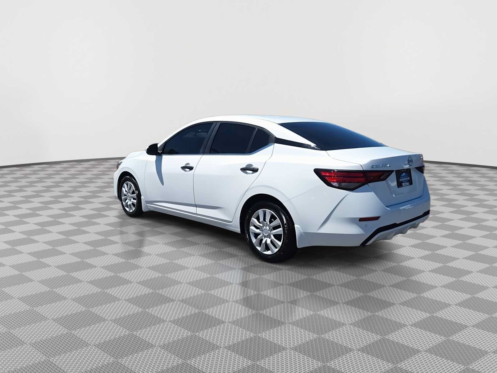 Used 2025 Nissan Sentra S FWD image 6