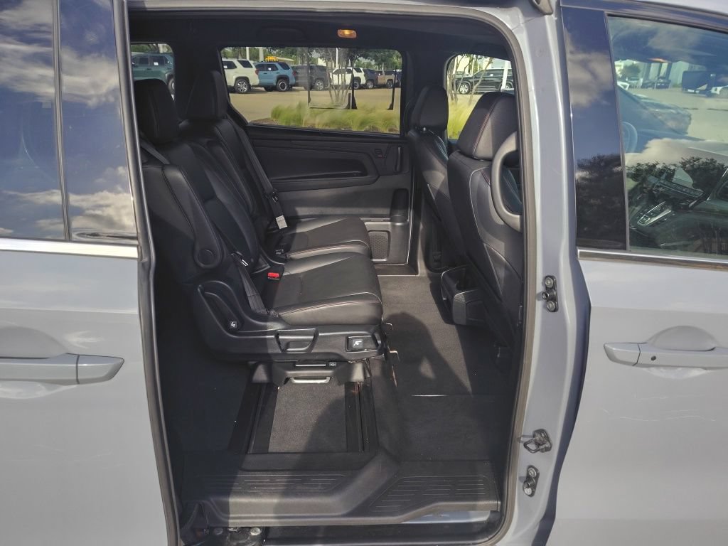 Used 2023 Honda Odyssey Sport image 15