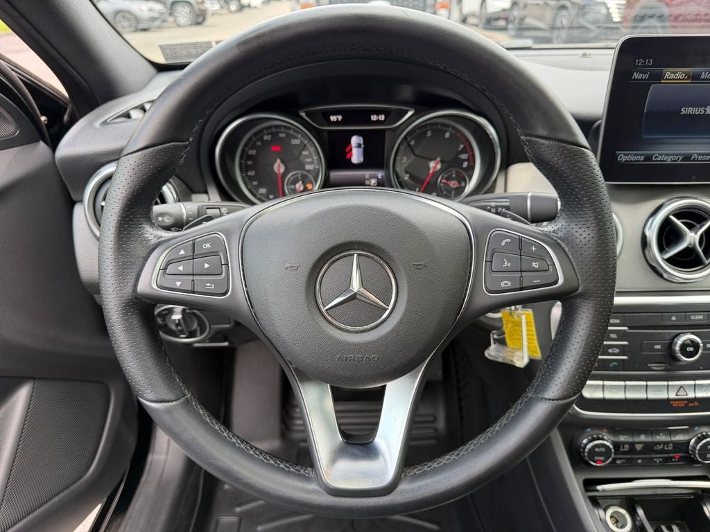 Used 2020 Mercedes-Benz GLA 250 4MATIC image 15