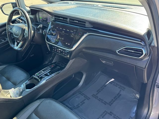 Certified 2023 Chevrolet Bolt LT w/ Infotainment Package FWD image 6