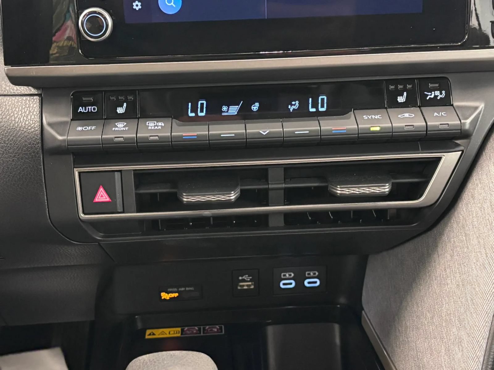 Used 2026 Toyota Camry LE w/ Convenience Package FWD image 45